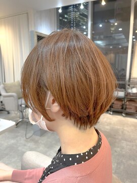 ジーナ 銀座(Zina) 大人可愛い20代30代40代小顔丸み前下がりショートボブ!