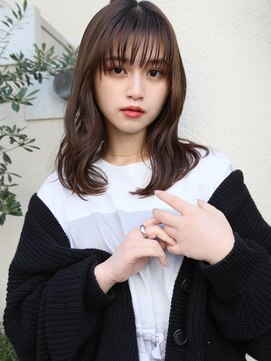 ロエナ(ROENA) 2030代40代50代ウエーブミディアム似合わせカットメルティカラー