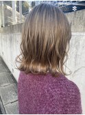 シルキーベージュ