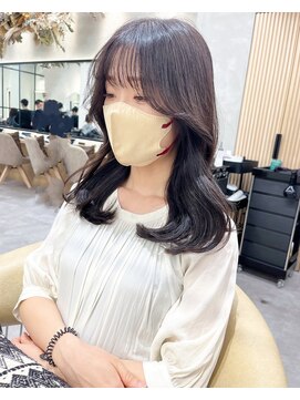 グロー 大宮(GLROW) □ 韓国大宮顔周り髪質改善レイヤーカット前髪カットくびれ