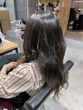 ネウィ 池袋(newi) 根本のボリュームが気になる方☆縮毛矯正