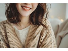 大人女性の魅力を引き出す上品スタイル