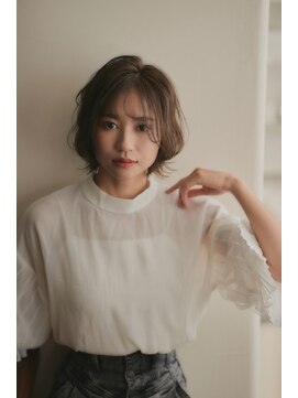 ヘアリラクゼーション クインズベリー(Hair Relaxation Queen's Berry) 小顔いつもの髪色に飽きてきた、そんな気持ちありませんか？