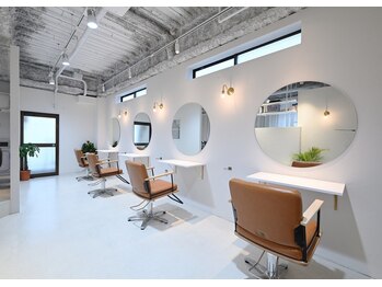 リアリー(rly)の写真/初めてでも緊張しない!気さくなスタッフがお出迎え♪お気軽に通っていただけます◎