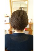 トップがふんわりレイヤーショート