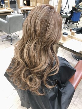 ジゼル(gisele) (稲毛)ミルクティー×ハイライト