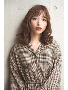 エイチツーオーアヴェダ 渋谷ヒカリエShinQs店 クロードモネH2Oアヴェダ AVEDAカラー×Aラインミディアム【渋谷/渋谷駅】