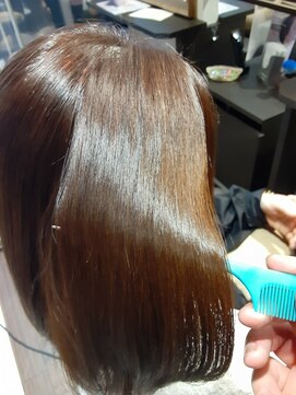 アールクリエイション(AHL creation) うる艶美髪矯正