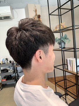 ユリイカビヨウシツ ツーブロックショート