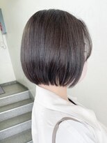 ヒビヲ(HIBIO)&nbsp;ショートボブ切りっぱなしボブショートカットショートヘア横浜