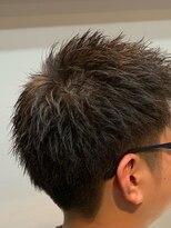 クローバー(CLOVER)&nbsp;心斎橋　小林広明　ショート　ベリーショート