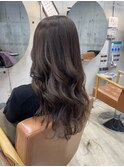 くすみベージュブラウン/透明感/くびれロング/大人女子のモテ髪