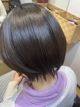 こころ 東川口 清楚な雰囲気のひし形ショートボブ【東川口/縮毛矯正】