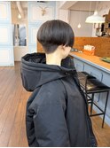 C.9. 刈り上げショート