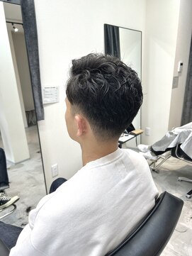 サロンワン(Salon1) ツーブロック×フェードスタイル