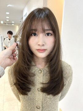 キアラ(Kchiara) 小顔レイヤー透明感カラーkchiara天神新名敬子