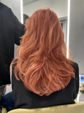 ユー(juu.) 【juu./星ヶ丘】海外レイヤー×ワンカールスタイリング