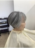 ショートボブ