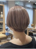 ショートボブ/ブリーチカラー/ダブルカラー/透明感ベージュ
