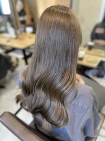 フィエルウメダ(Fier umeda)&nbsp;◎透明感たっぷりほんのりオリーブグレージュ◎