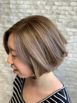 ルーツ(roots) 大人可愛い丸みボブ