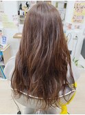 ライトベージュ/柔らか見えカラー/ゆるふわロング/20代ロング