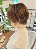 大人可愛い小顔丸みショート