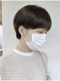 大人黒髪ショートマッシュショート丸みショートオリーブベージュ