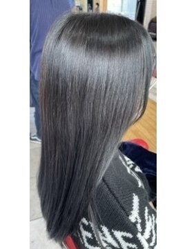 バニラ 重信店(VENIRE) ブルーグレージュカラー