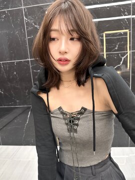 サイン 表参道(SIGN) 韓国ヘアーハッシュカットレイヤーカットグレージュブリーチ無し