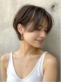 アンリ(Anli)の写真/【ジアミン70％カットの白髪染め使用】“プレミアムグレイカラー”がオススメ◎豊富な色味で理想を実現！
