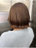 暖色系ベージュ＋ボブ