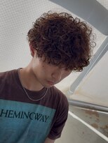 フィフス(fifth)&nbsp;強めのカール感で作るプードルパーマ×刈り上げマッシュ