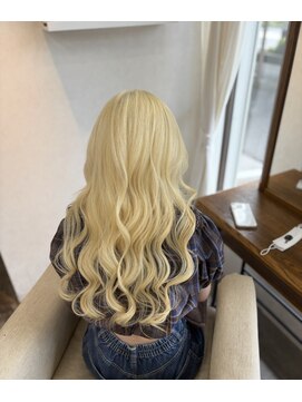 リングバイモアムー(Ring by Moremuu) YUIブロンド