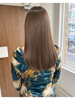 零秒女髪 千里丘店 美髪を叶える上品な艶カラーのセミロング髪質改善艶髪艶感