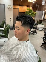 オールマンバーバーショップ 流山おおたかの森(Allman Barbershop)&nbsp;波巻きスパイラル/リバースセンターパート/流山おおたかの森