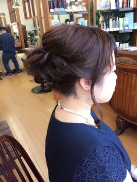 ベル(BELL) ゆったりアップスタイル【BELL桜新町/用賀】