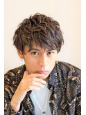 ソフトスパイラルパーマツーブロック束感爽やか無造作ショート