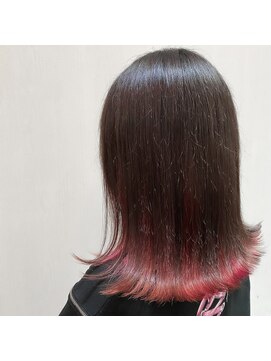 フェリア 梅田(FERIA) 【梅田 茶屋町】マロンベージュ × ピンクベージュ