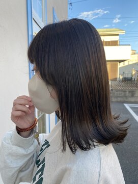 ジュエ ヘアー デザイン(Jue hair design) ナチュラルオリーブベージュカラー×外ハネ