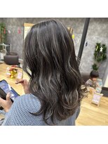 ラウル(Laulu)&nbsp;ハイライトグレージュスタイル