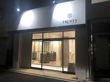 トラスティ(TRUSTY)の雰囲気（お店外観）