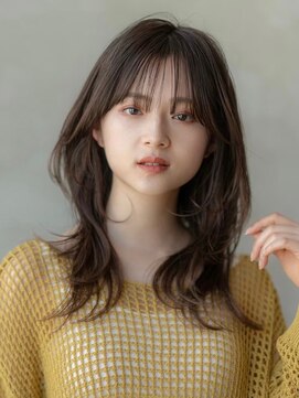 イオ 本厚木(io) 顔まわりレイヤーベージュカラー前髪カットウルフ似合わせ