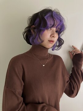 イェッカ(YECCA) ブラウンとパープルのデザインカラー(ブリーチ1~2回)