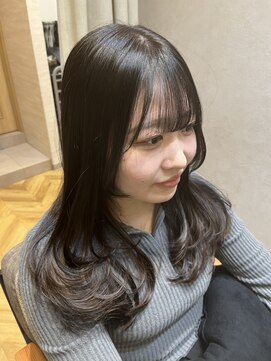 ナンバー 大分中央町店(N°) レイヤーカットフェミニンミディアムくびれスタイルグレージュ