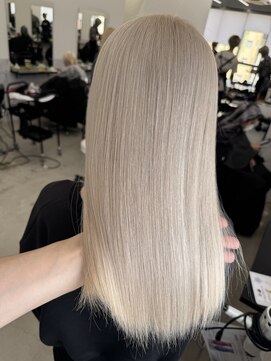 リノート バイ エゴル 太田川(Linoet by ENGOL) ミルクティーベージュ/ホワイトベージュ/ハイトーンカラー