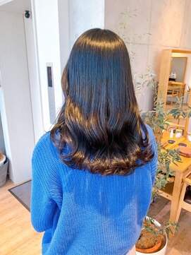 セイドット オモテサンドウ(Say. omotesando) Say.ロングレイヤーアッシュブラックオリーブグレー暗めカラー