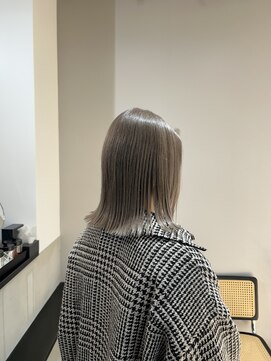 ジール(Ziel) グレージュ