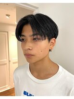 ニコトウキョウ 新宿(nico TOKYO)&nbsp;テーパーフェードニュアンスパーマ刈り上げセンターパートメンズ