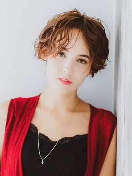 ティファ 二子玉川(Tiffa) 3Dカラーモードヴェールウェーブミニマムボブ